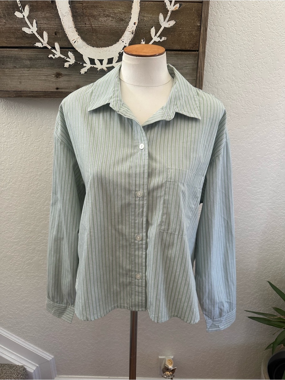 Abercrombie & Fitch Green Stripe Button-Up Shirt Women's Oversized Top size M